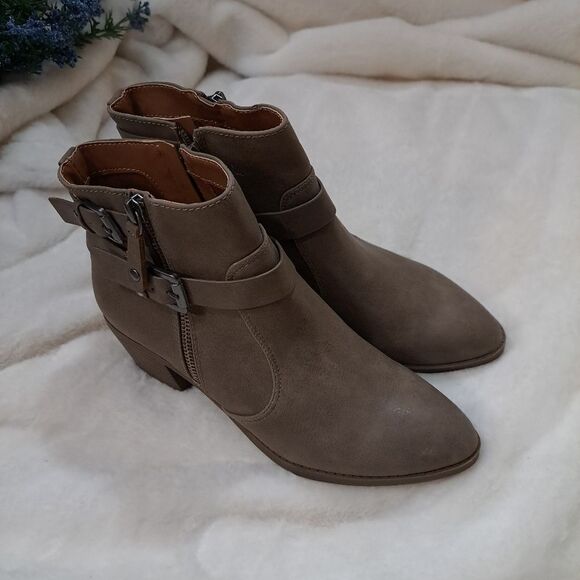 CLEARANCE Indigo Rd. Ankle Boots PERFECT STAPLE TO ANY WARDROBE - Picture 10 of 13